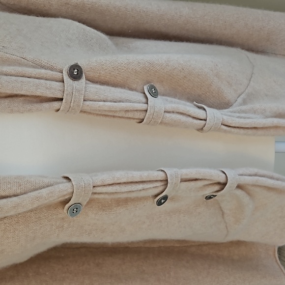 White + Warren Cashmere Sweater - Picture 2 of 3